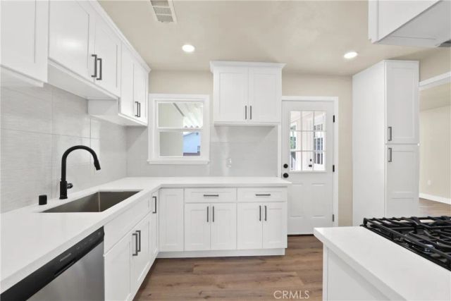 8806 Stamps, Downey, CA 90240