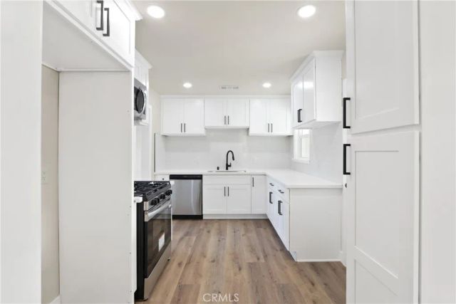 8806 Stamps, Downey, CA 90240