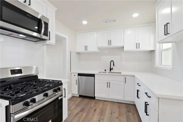 8806 Stamps, Downey, CA 90240