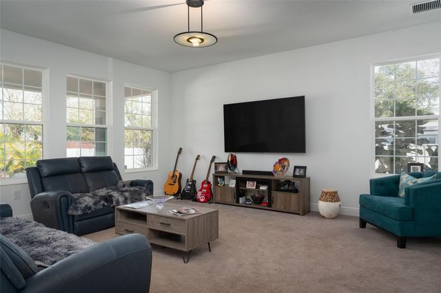 4111 4TH AVENUE N, St Petersburg, FL 33713