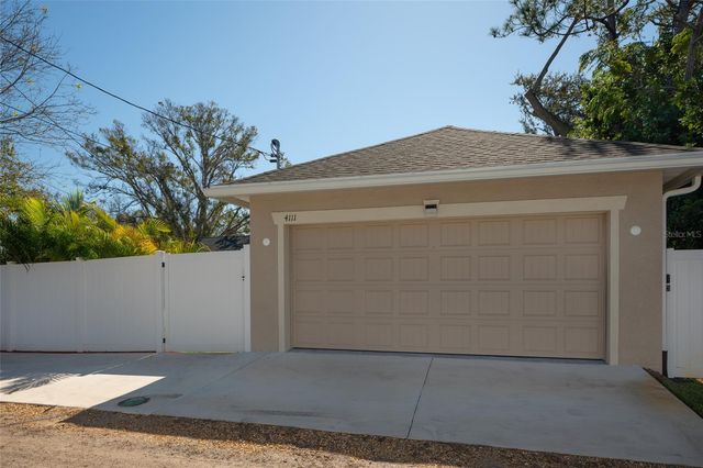 4111 4TH AVENUE N, St Petersburg, FL 33713