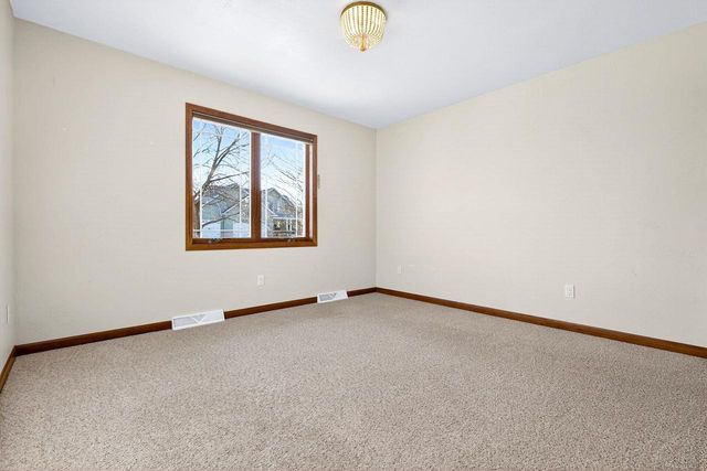 1519 REMINGTON ROAD, Neenah, WI 54956