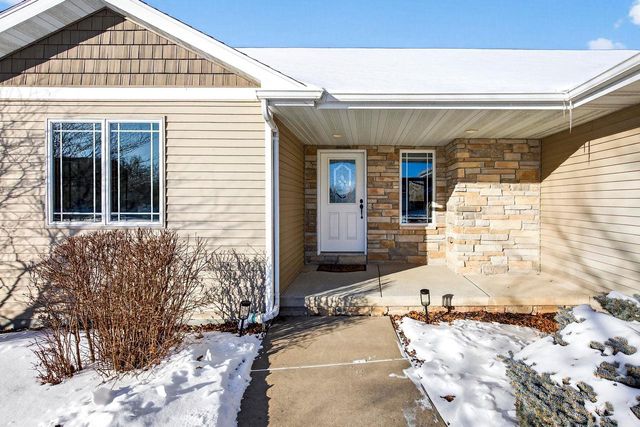 1519 REMINGTON ROAD, Neenah, WI 54956