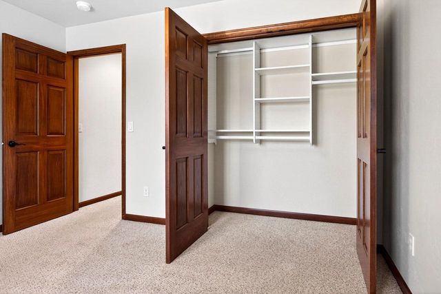 1519 REMINGTON ROAD, Neenah, WI 54956