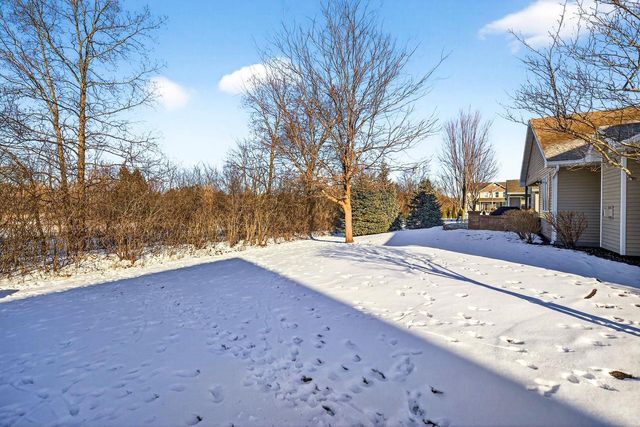 1519 REMINGTON ROAD, Neenah, WI 54956