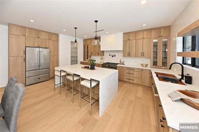 212 Monroe Avenue, River Edge, NJ 07661