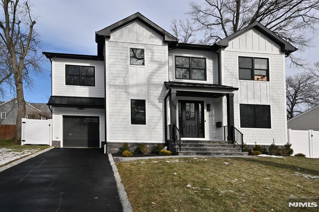 212 Monroe Avenue, River Edge, NJ 07661