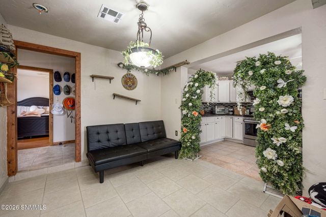 1130 Poplar, Las Cruces, NM 88001