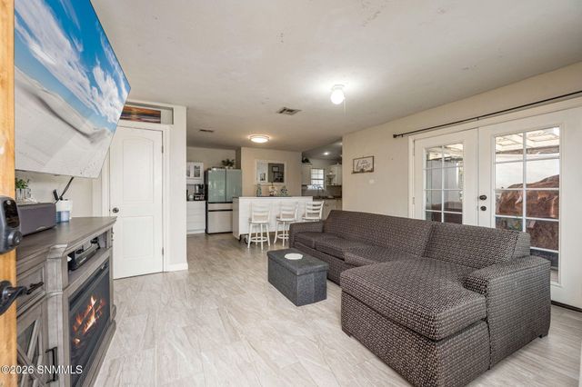 1130 Poplar, Las Cruces, NM 88001