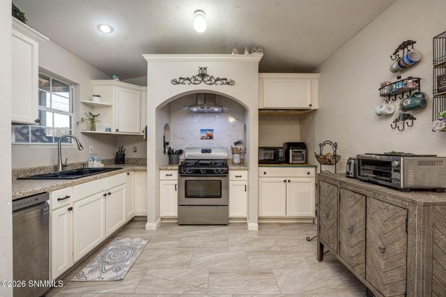 1130 Poplar, Las Cruces, NM 88001