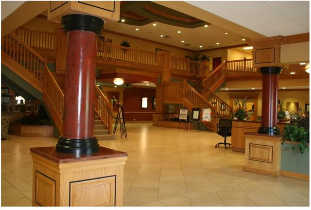 277 Chatham N, West Palm Beach, FL 33417