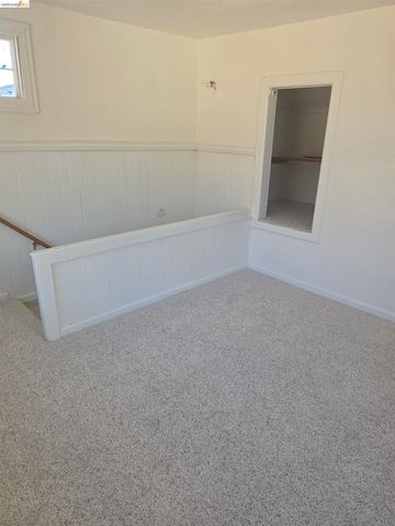 5432 Bancroft Ave, Oakland, CA 94601