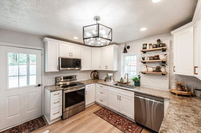 537 Defeated Creek Hwy, Carthage, TN 37030
