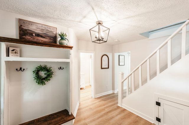 537 Defeated Creek Hwy, Carthage, TN 37030
