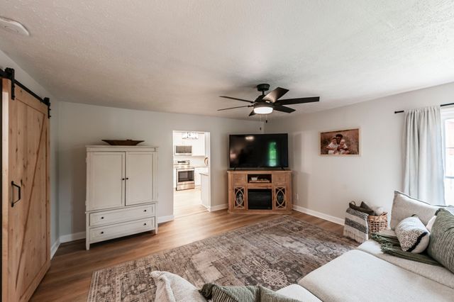 537 Defeated Creek Hwy, Carthage, TN 37030