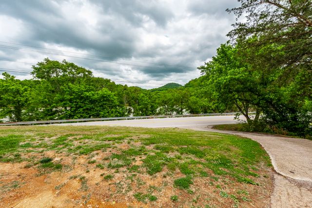 537 Defeated Creek Hwy, Carthage, TN 37030