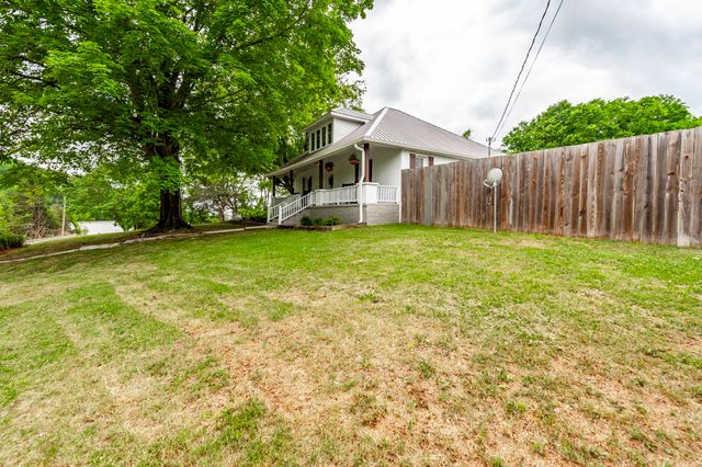537 Defeated Creek Hwy, Carthage, TN 37030