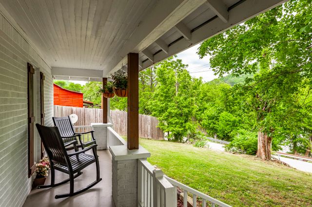 537 Defeated Creek Hwy, Carthage, TN 37030