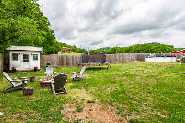 537 Defeated Creek Hwy, Carthage, TN 37030