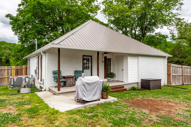 537 Defeated Creek Hwy, Carthage, TN 37030