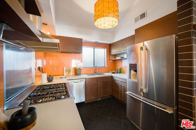 1914 11th Street 4, Santa Monica, CA 90404