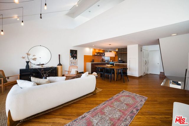 1914 11th Street 4, Santa Monica, CA 90404