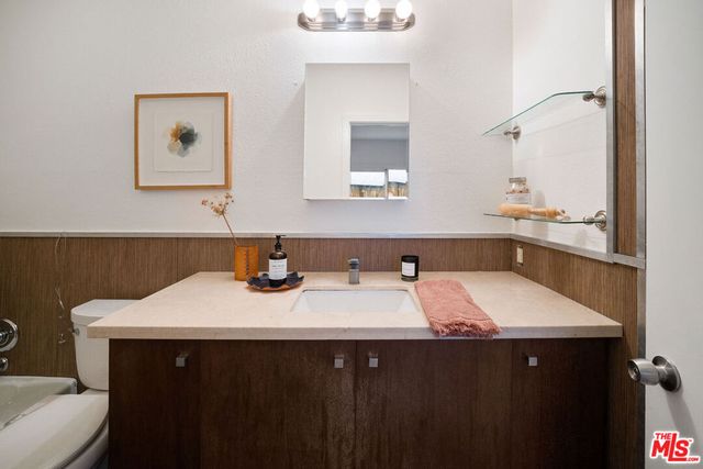 1914 11th Street 4, Santa Monica, CA 90404