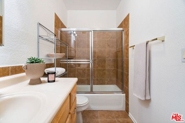 1914 11th Street 4, Santa Monica, CA 90404