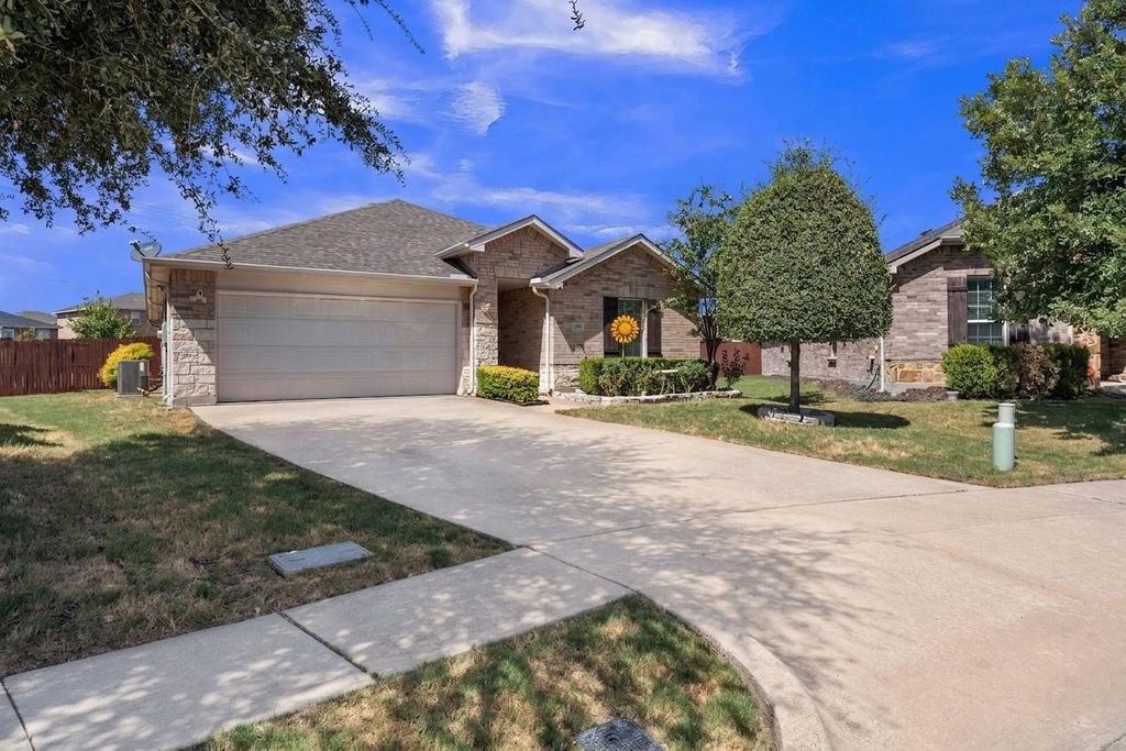 709 Denali Drive, Arlington, TX 76002 — photo 2