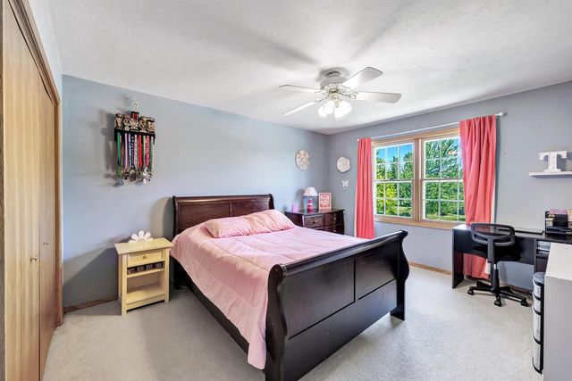 2146 DEER POINT LANE, De Pere, WI 54115