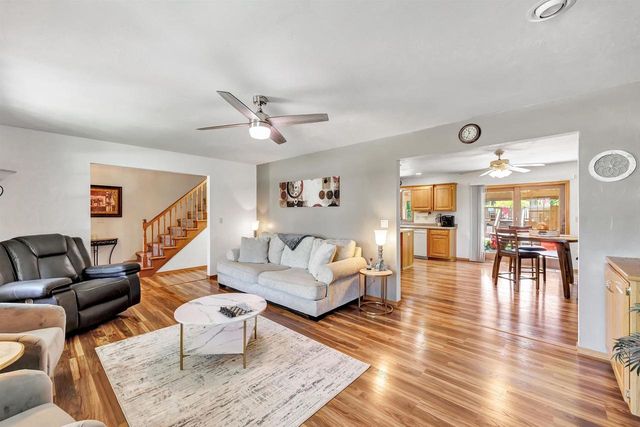 2146 DEER POINT LANE, De Pere, WI 54115