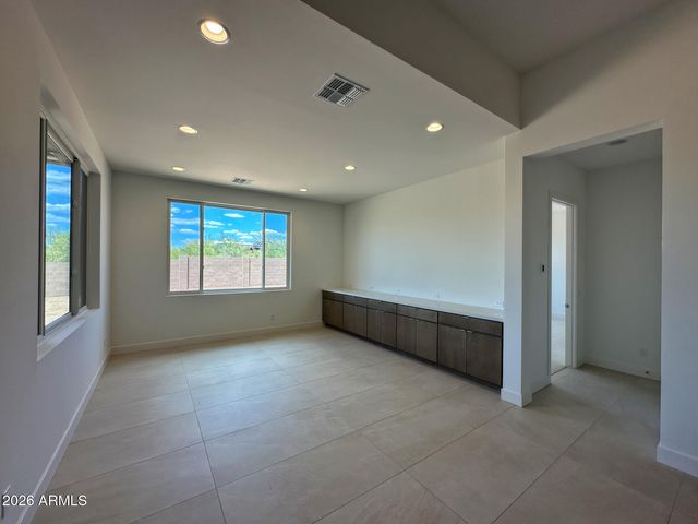 5714 E RANCHO CALIENTE Drive, Cave Creek, AZ 85331