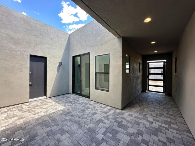 5714 E RANCHO CALIENTE Drive, Cave Creek, AZ 85331