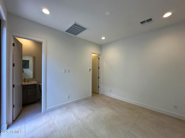5714 E RANCHO CALIENTE Drive, Cave Creek, AZ 85331
