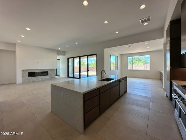 5714 E RANCHO CALIENTE Drive, Cave Creek, AZ 85331