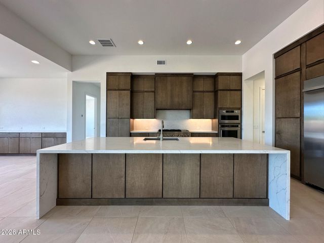 5714 E RANCHO CALIENTE Drive, Cave Creek, AZ 85331