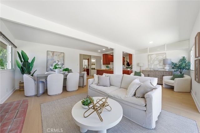 2017 W Macarthur St, Rancho Palos Verdes, CA 90275