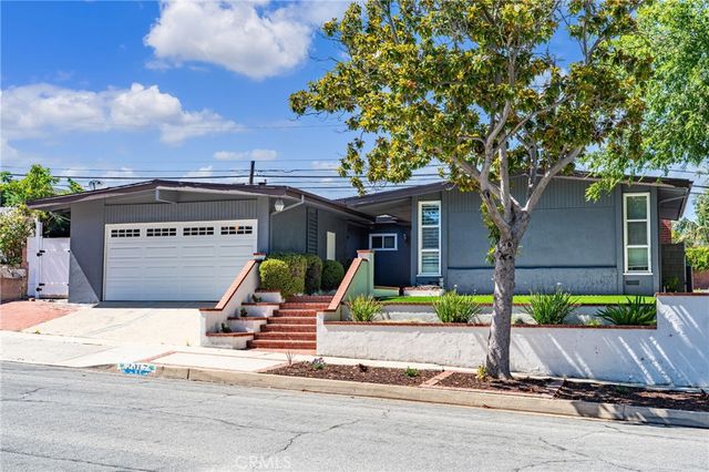 2017 W Macarthur St, Rancho Palos Verdes, CA 90275