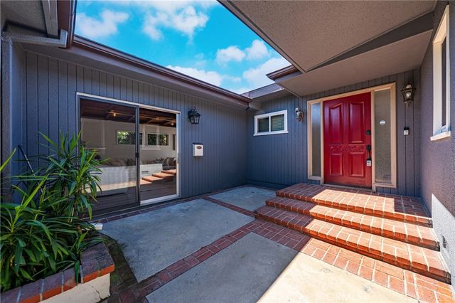 2017 W Macarthur St, Rancho Palos Verdes, CA 90275