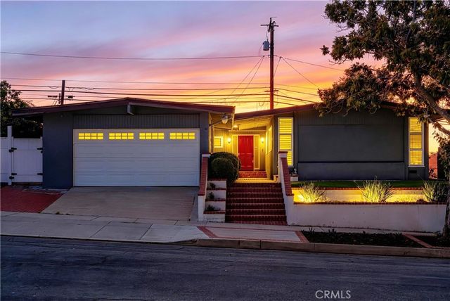 2017 W Macarthur St, Rancho Palos Verdes, CA 90275