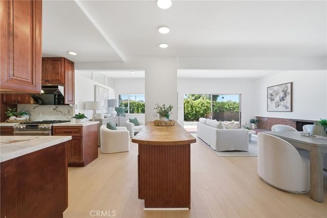 2017 W Macarthur St, Rancho Palos Verdes, CA 90275