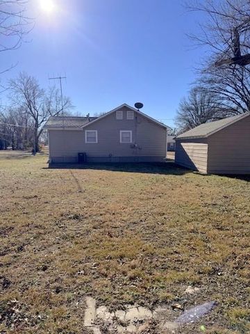208 W 23rd Street, Pittsburg, KS 66762