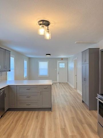 208 W 23rd Street, Pittsburg, KS 66762