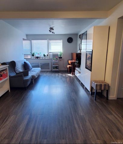 138-29 Jewel Avenue 1C, Flushing, NY 11367