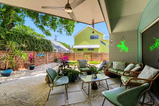 2112 Haskell ST A, Austin, TX 78702