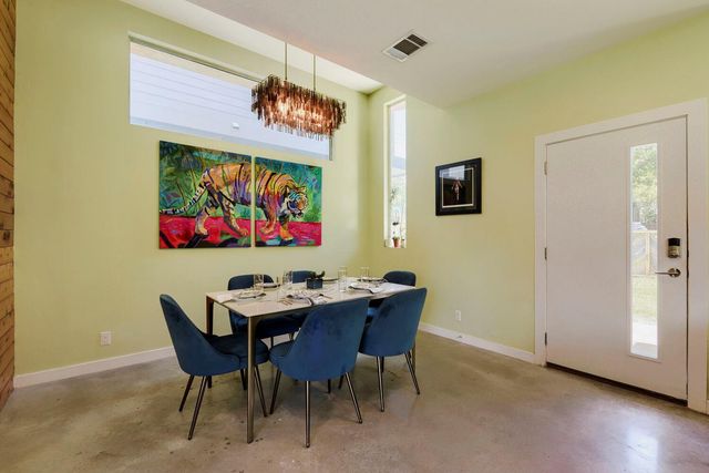 2112 Haskell ST A, Austin, TX 78702