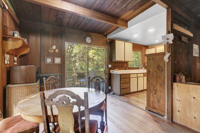 10046 Smith Rd, Grass Valley, CA 95949