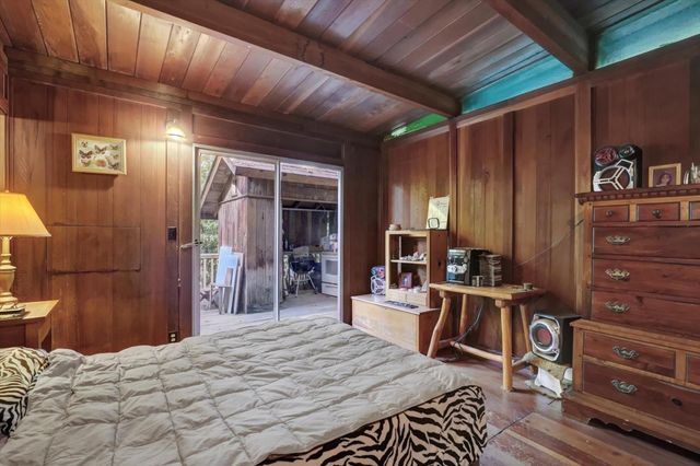 10046 Smith Rd, Grass Valley, CA 95949