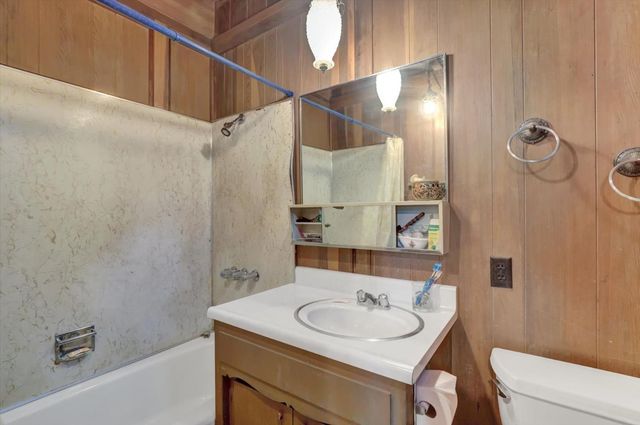 10046 Smith Rd, Grass Valley, CA 95949