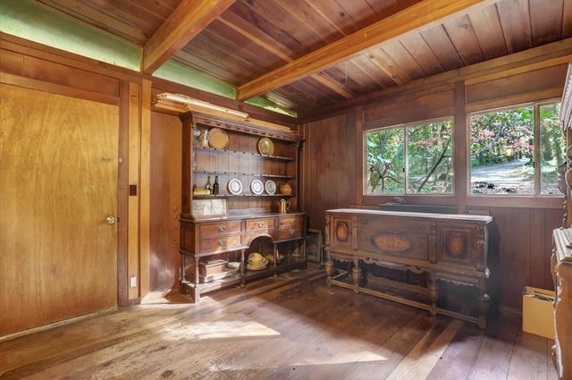 10046 Smith Rd, Grass Valley, CA 95949